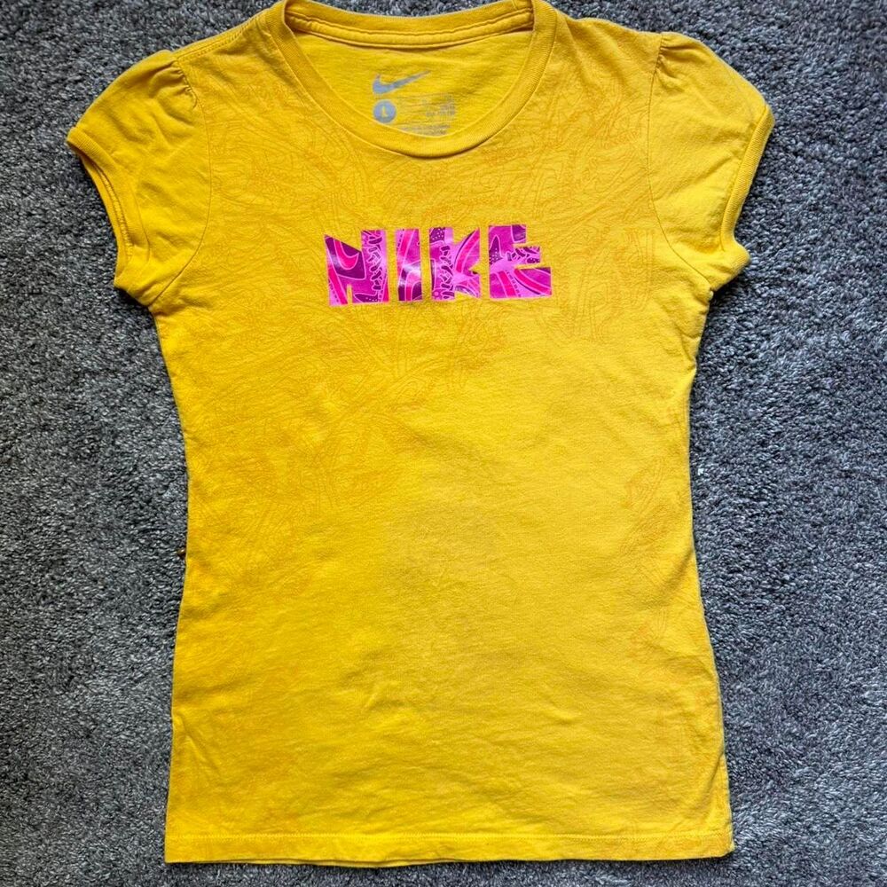 Vintage y2k nike baby tee